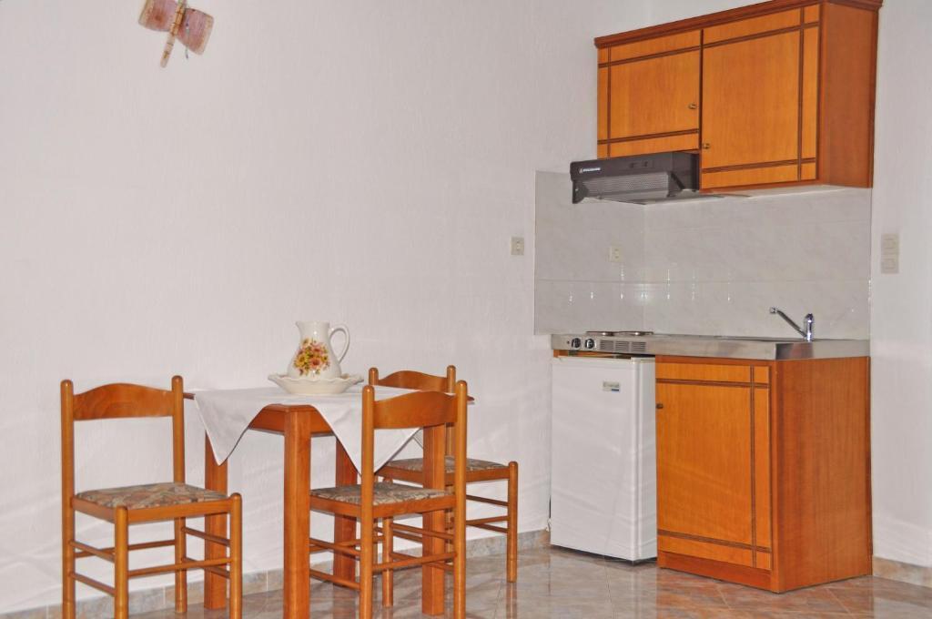 Pension Andromeda Patitírion Cameră foto