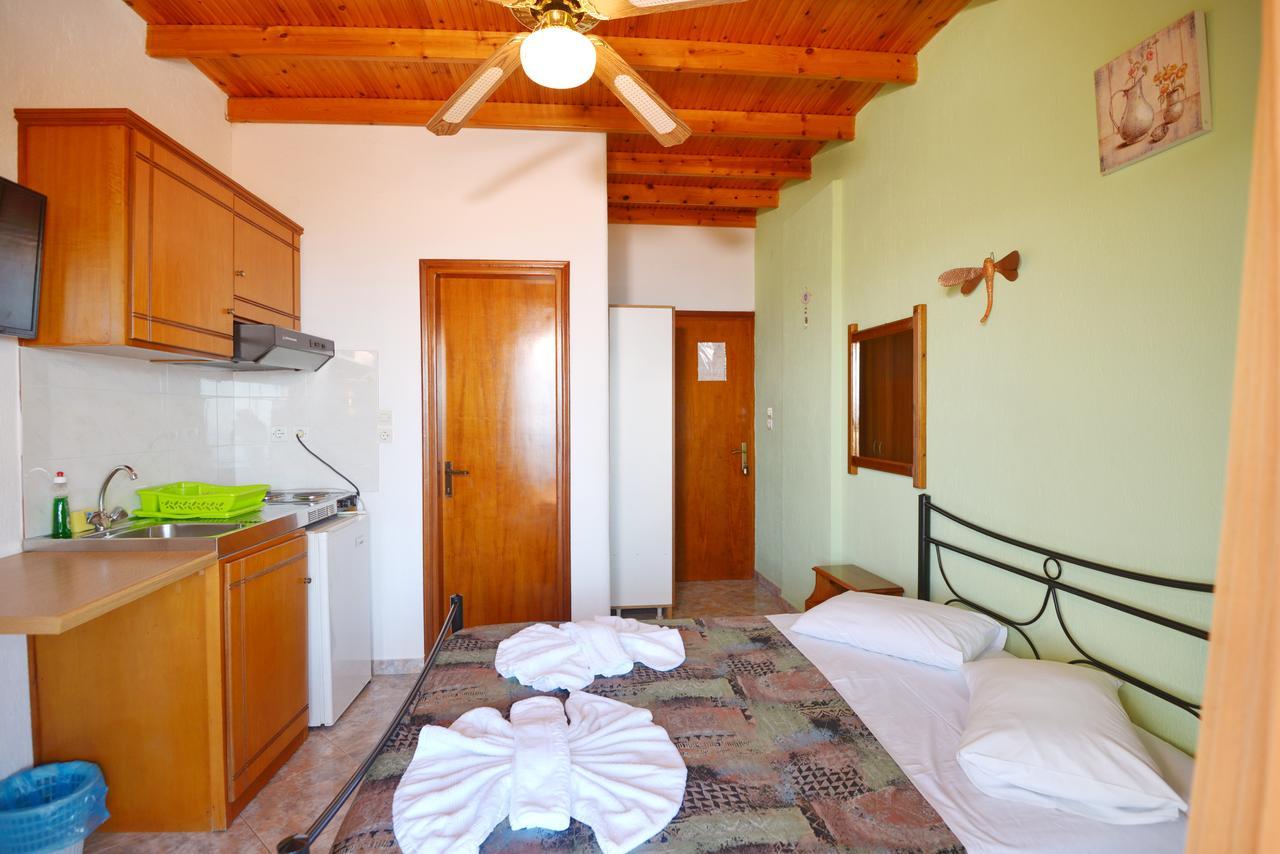Pension Andromeda Patitírion Exterior foto